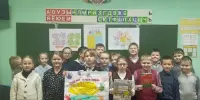 Сегодня в рамках информационного часа в 3 "Д" классе разбирались в понятиях :"Права и обязанности"