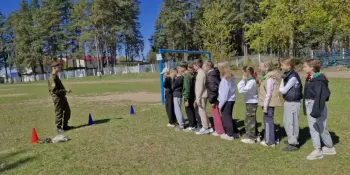 Учащиеся 6"А" класса приняли участие в спортивно-патриотической игре с элементами "Зарницы"