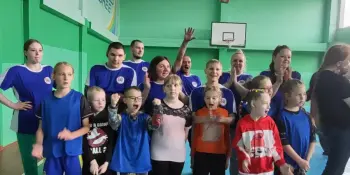2 "А" класс – сила! Участие в спортивном празднике "Папа, мама, я – спортивная семья"!