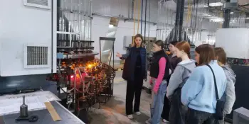 Поездка 8 "В" класса на ОАО "Белмедстекло"