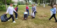 Участие в акции наведения порядка на нашем школьном дворе