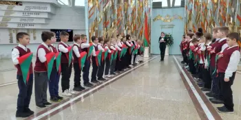 Учащиеся 4-х классов были торжественно приняты в пионеры