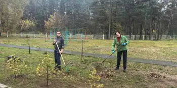 Субботник в нашей школе прошёл активно и бодро!