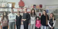 Память о трагедии: встреча 6 "В" класса с заведующей школьной библиотеки "Читай-Град", Яунишкене С.А.