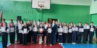 Прошли линейки, посвящённые окончанию второй учебной четверти, на которых были подведены итоги олимпиад и творческих конкурсов.