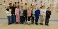 Просмотр  кукольного спектакля "Как Лиса и Волк Новый год встречали"