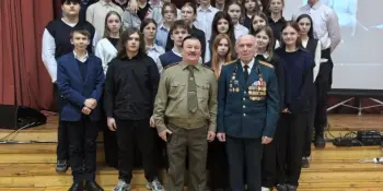 Встреча с ветераном,  выполнявшим интернациональный воинский долг
