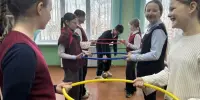 26 февраля учащиеся 8 "Б" класса в рамках образовательного проекта "Шефская вертикаль" провели для 4 "Д" класса "подвижную перемену"