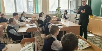 Встреча учащихся 7 классов со Щегловым С. А., заместителем начальника отдела ОНиПТЛ.