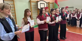 Линейка, посвящённая окончанию третьей учебной четверти.