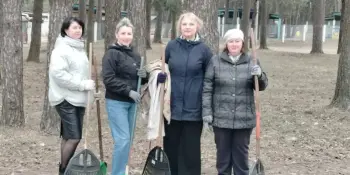 Традиционный весенний субботник по благоустройству нашей школы