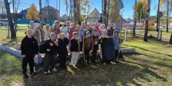 Наводят порядок на родной земле учащиеся нашей школы